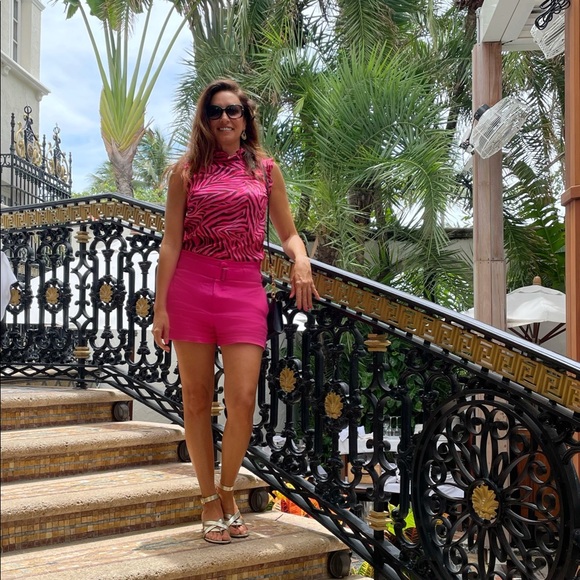 Meet your Posher, Tara - Picture 3 of 6